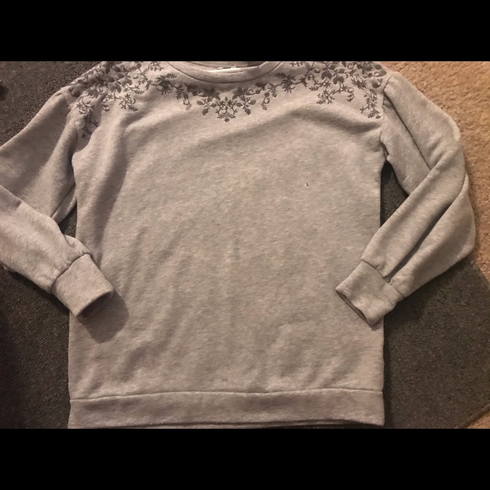 Gray American Eagle sweater NWT
